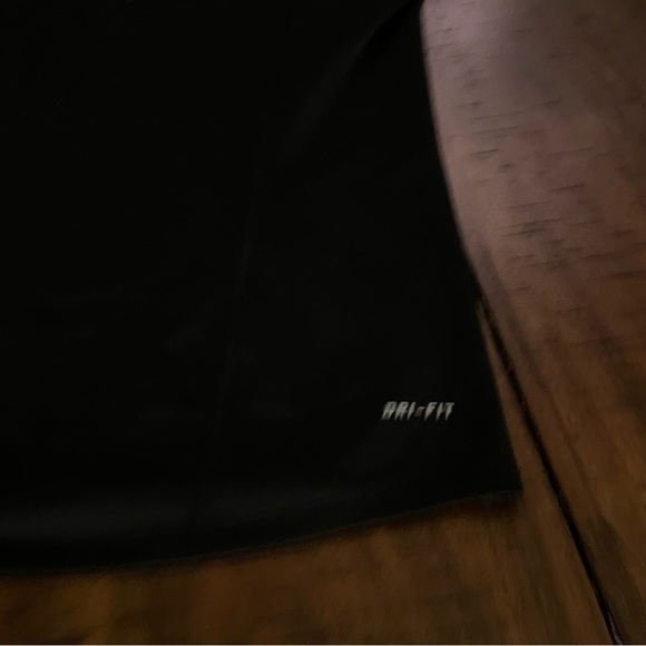 Nike Dri Fit Long Sleeve Pull Over - Picture 11 of 14